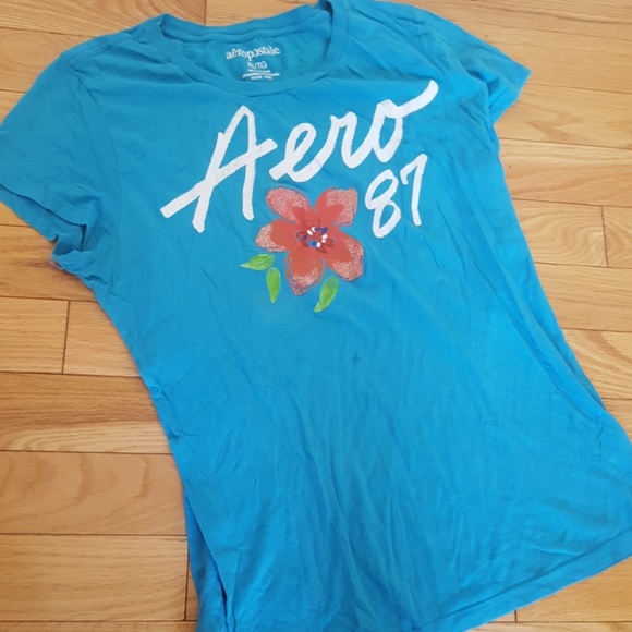 Aeropostale T-Shirt - Picture 2 of 4